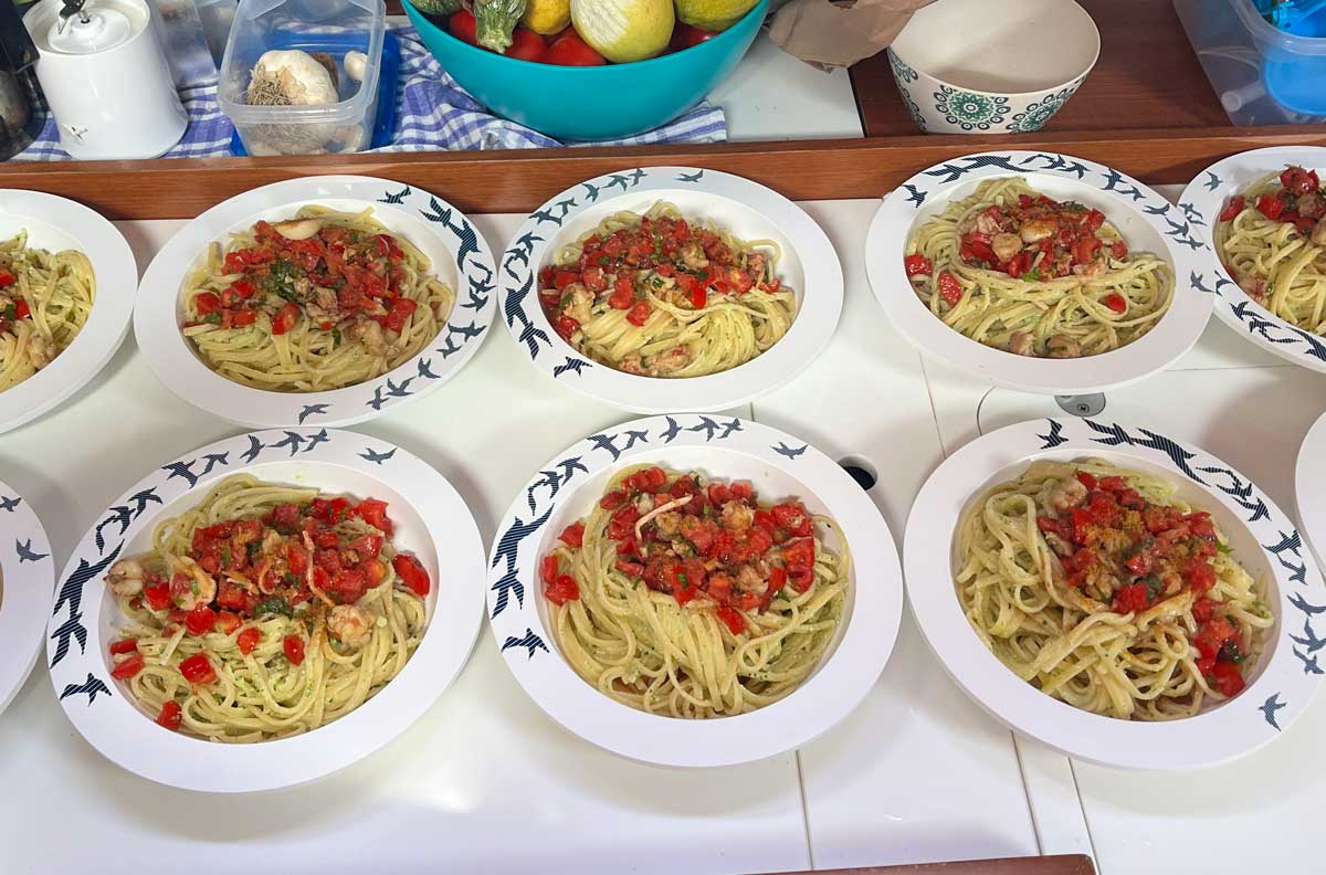 Cucina locale a bordo